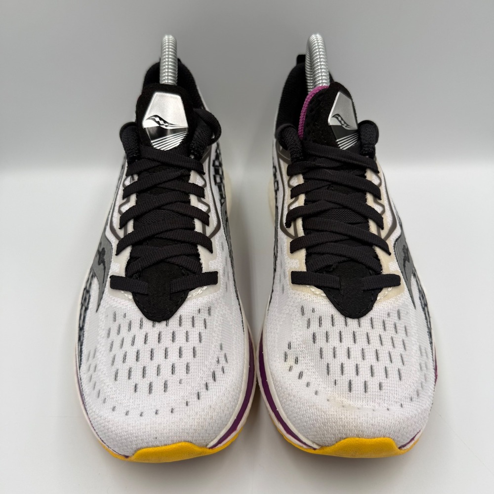 Saucony Endorphin Speed 2 Women Size 7 Running Shoes S10688-40 White Black - Picture 6 of 8